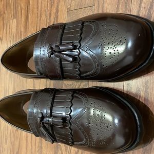 Men’s Tassel Loafers / dress shoes.